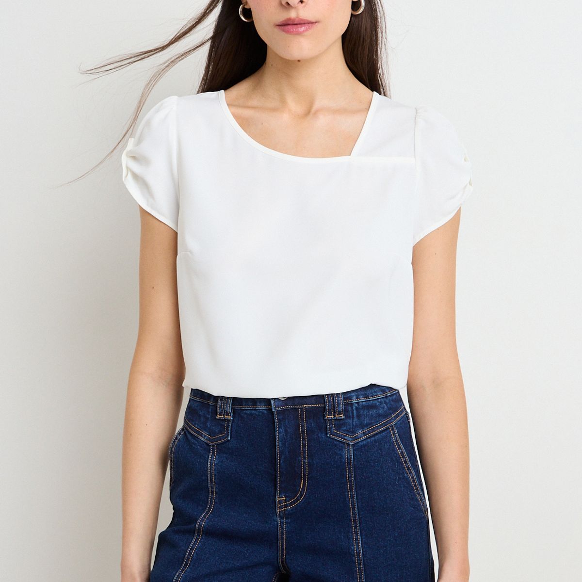 IO - Blusa Lisa Mujer Crudo Io