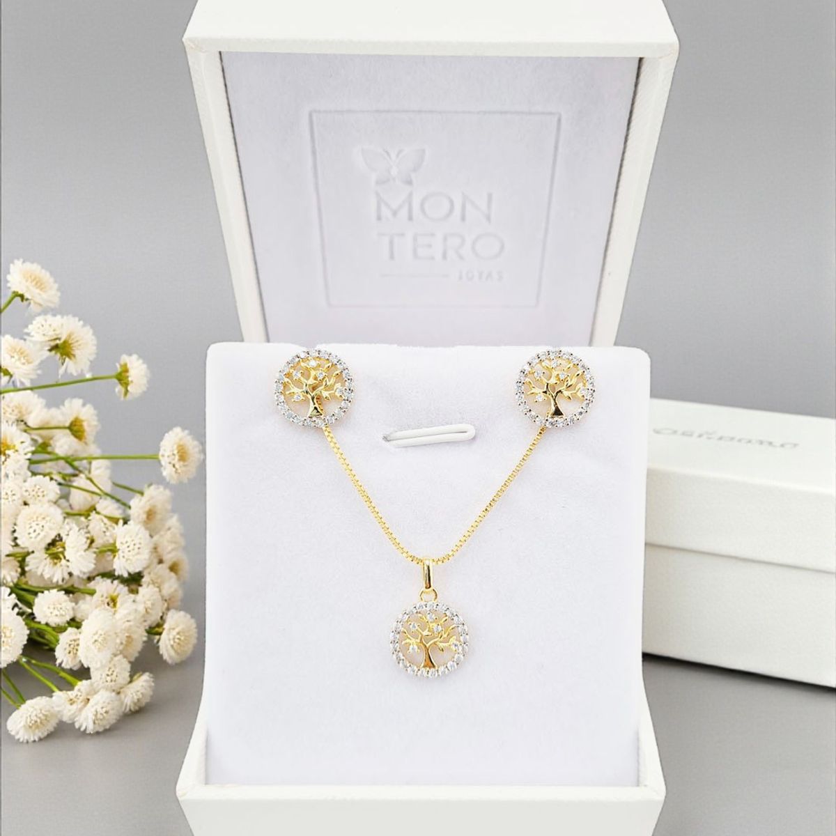 JOYAS MONTERO - Conjunto Arbol de la Vida Gold Baño Oro 24K Micro Circones