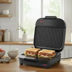 OSTER - Sandwichera Oster® compacta con platos hondos CKSTSM400