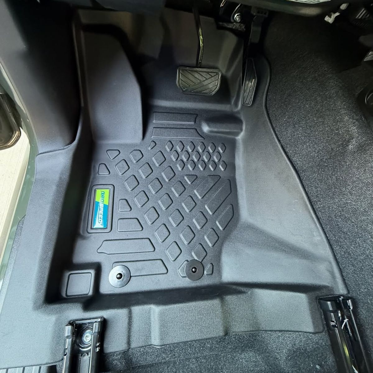 GENERICO - PISOS CALCE PERFECTO PROSPEEDY SUZUKI JIMMY 3 PUERTAS AUTOMATICO 2020+ 3PIEZAS