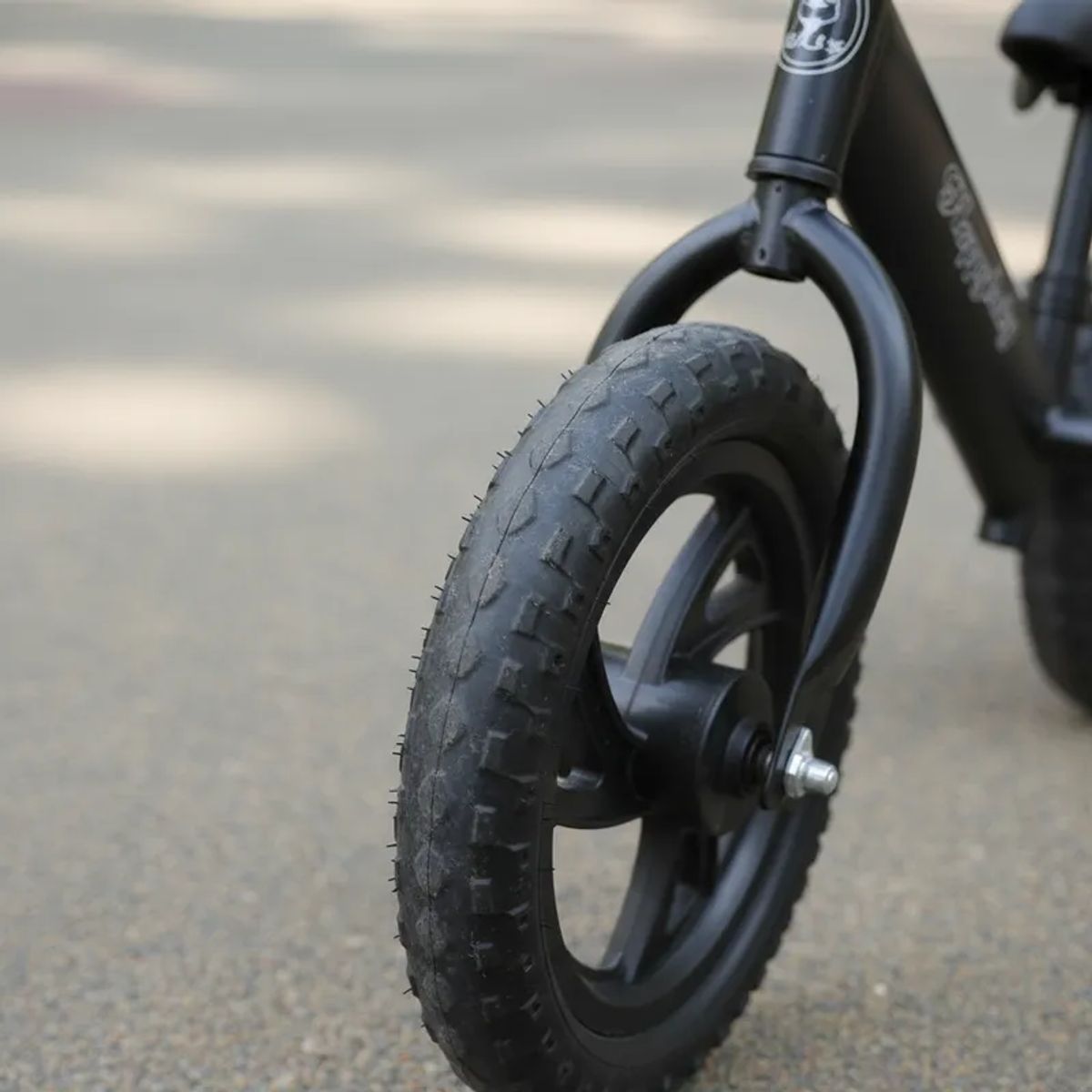 GENERICO - BICICLETA DE EQUILIBRIO SIN PEDAL RIN 12 NEGRO MP