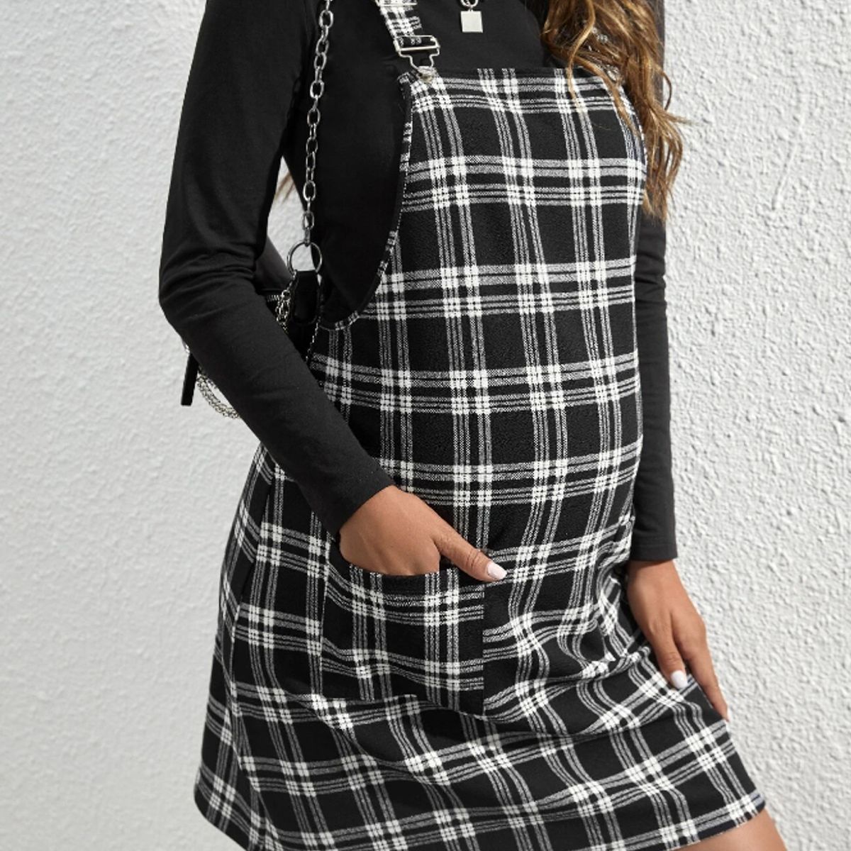 KIRAMA CLOTHING STORE - Set de camiseta negra y jumper a cuadros blanco y negro