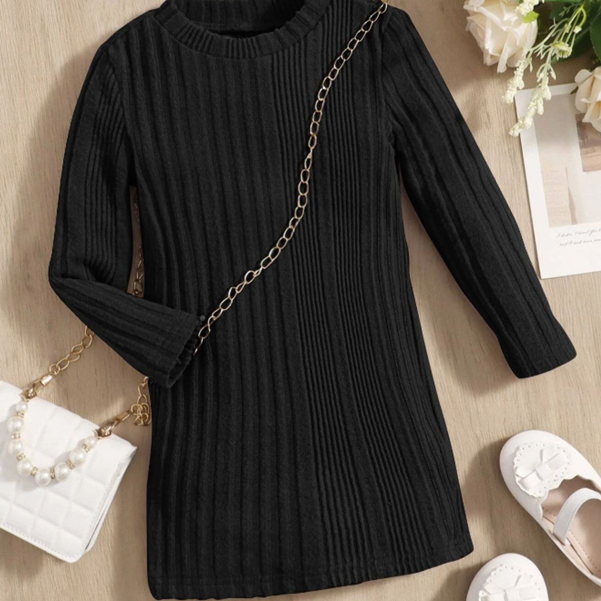 KIRAMA CLOTHING STORE - Vestido largo negro acanalado con cadena diagonal