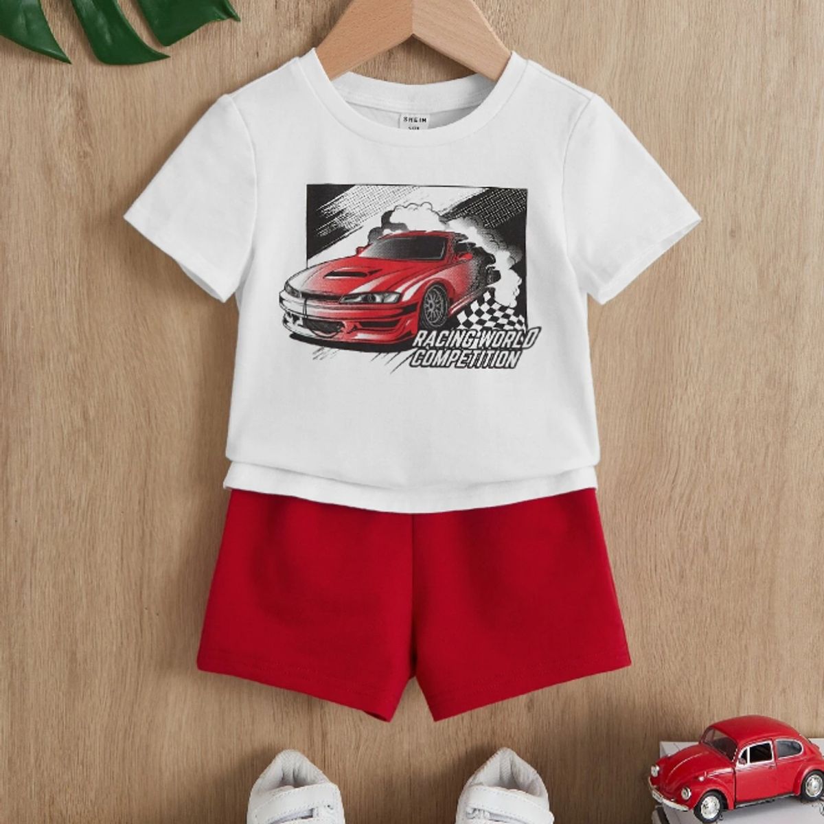 KIRAMA CLOTHING STORE - Set rojo “Racing Sport” de camiseta y shorts para chicos