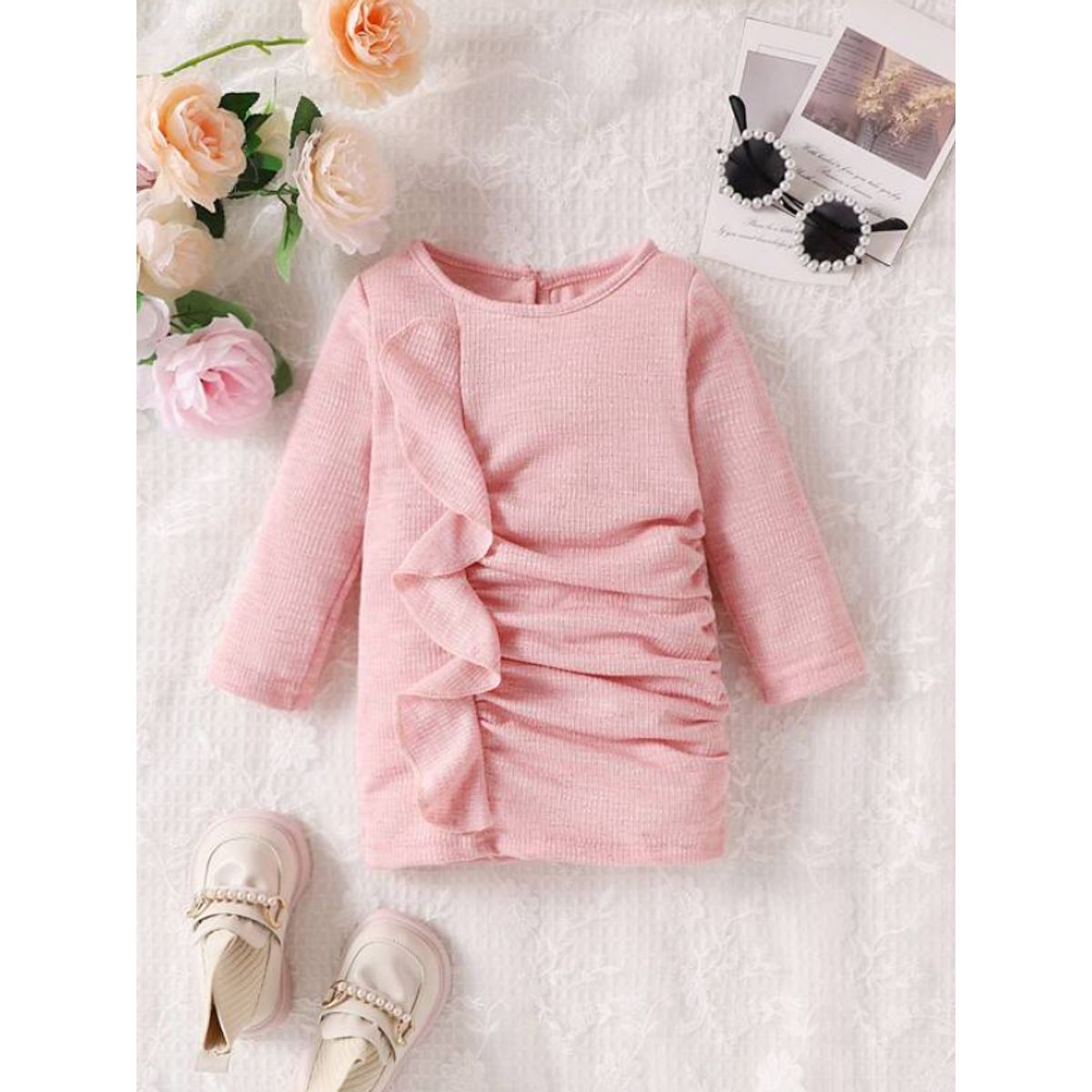 KIRAMA CLOTHING STORE - Vestido rosa pálido con volante lateral para chicas