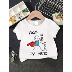 KIRAMA CLOTHING STORE - Polera blanca “Dad is my HERO” con ilustración infantil para chicos