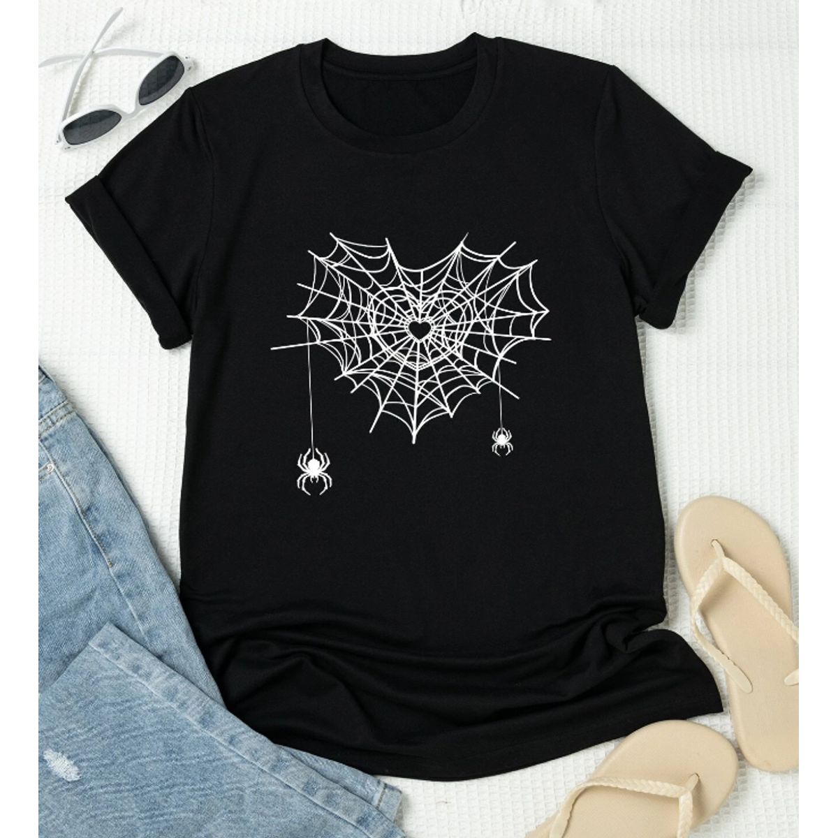 KIRAMA CLOTHING STORE - Polera negra con estampado gráfico de telaraña y arañas