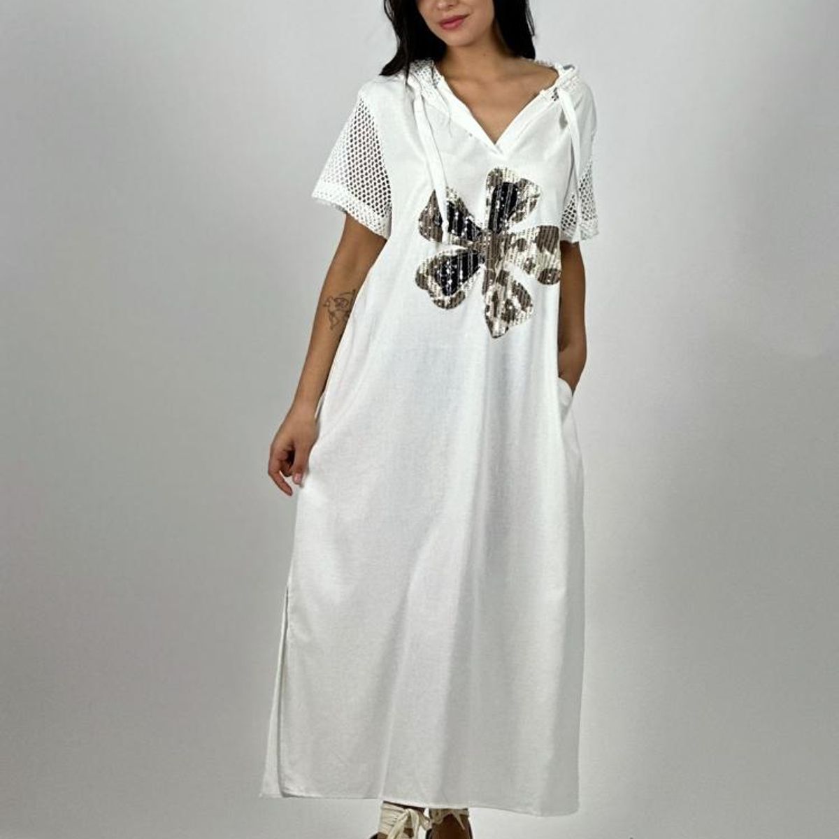 ENIGMATICA BOUTIQUE - Vestido Largo Crepé Flor Brillos