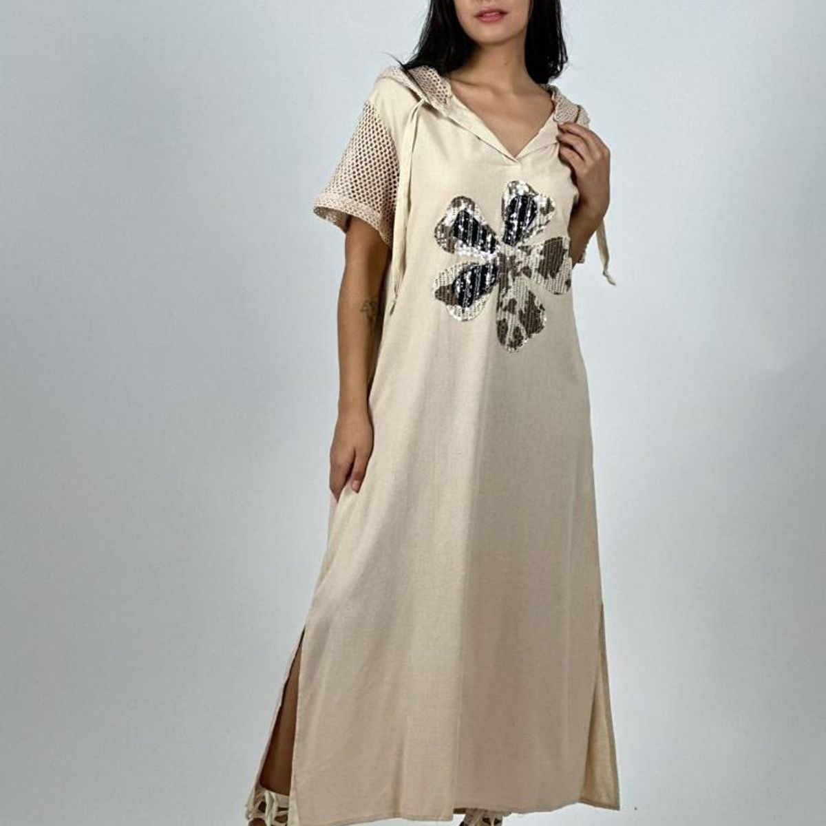 ENIGMATICA BOUTIQUE - Vestido Largo Crepé Flor Brillos