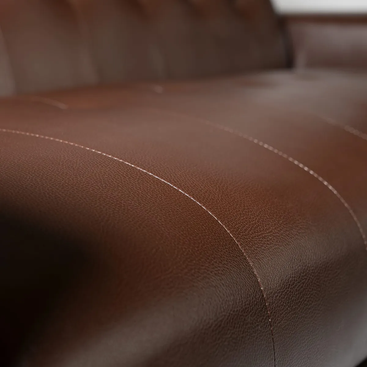 DISEÑOS VALESTRINI - SOFA DOS CUERPOS ECOCUERO CHOCOLATE