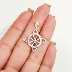 COGGIOLA - Colgante Nudo De Bruja Circón Calado Plata Fina 925