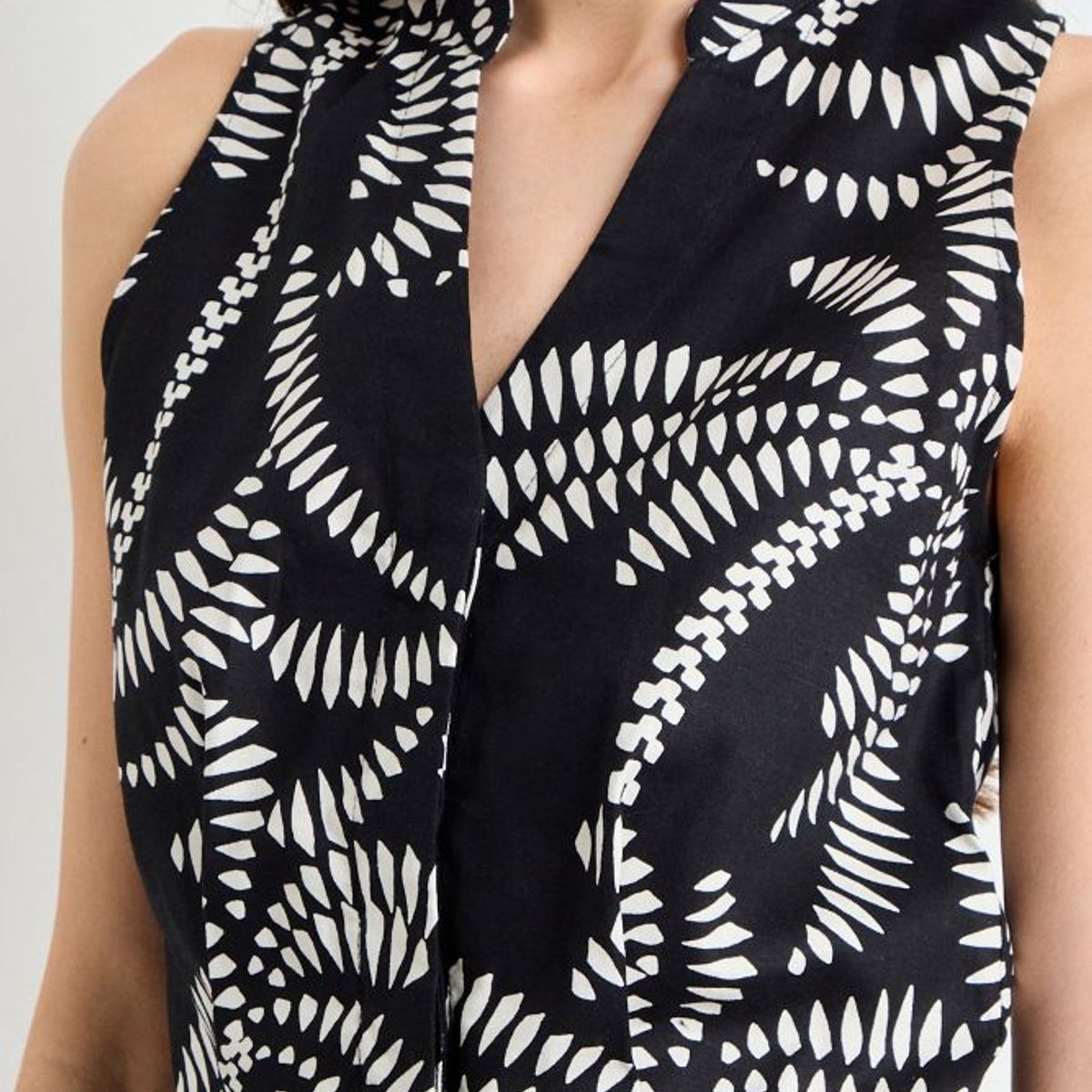 IO - Blusa Fantasia Mujer Negro Io