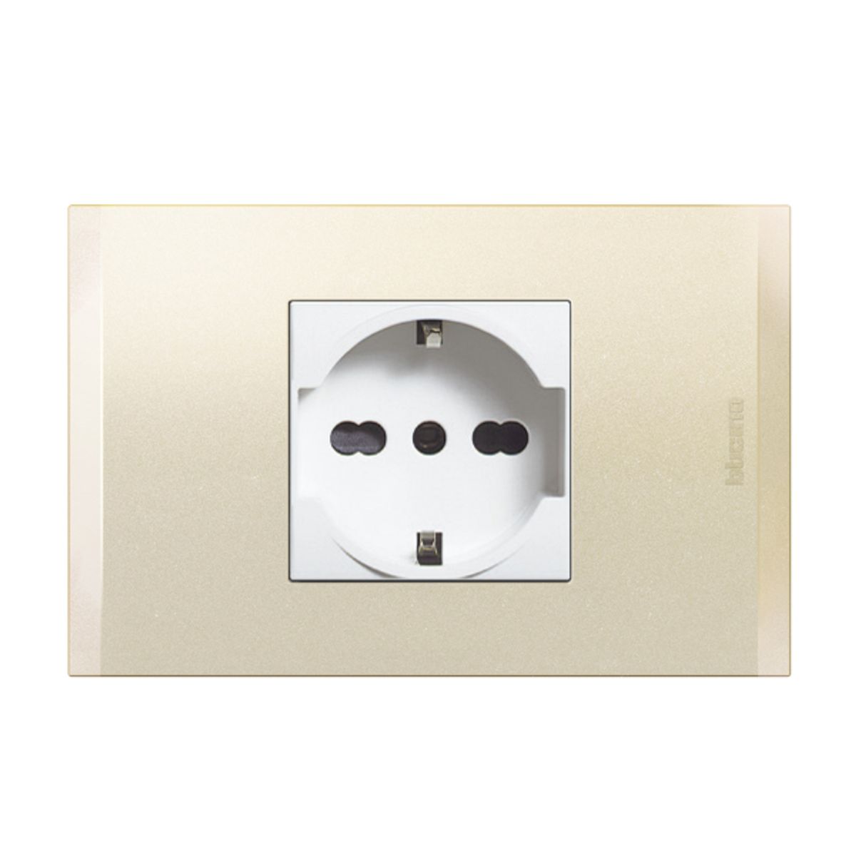 BTICINO - Enchufe Schuko  2P+T 10A16A 250V Blanco Perla Nobile