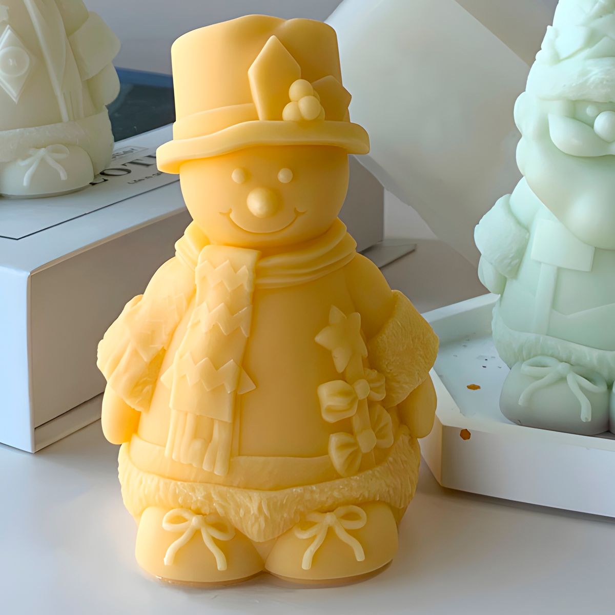 GENERICO - 4 Moldes Silicona Muñeco de Nieve y Viejito Pascuero Gnomos Aromaterapia Velas