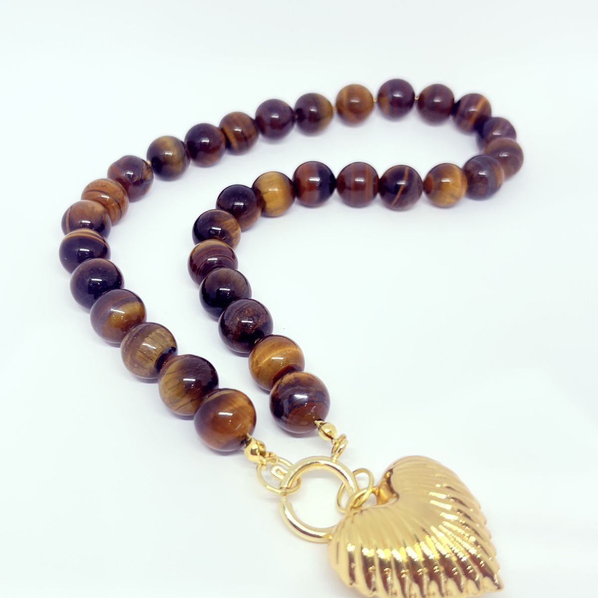 JOYAS GAB - COLLAR PIEDRA NATURAL OJO DE TIGRE ACCESORIOS BAÑO ORO AMARILLO Y COLGANTE CORAZON