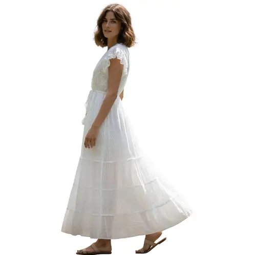 AAYO MODA - Vestido Largo Blanco con Detalles Artísticos Estilo India Moda y Elegancia