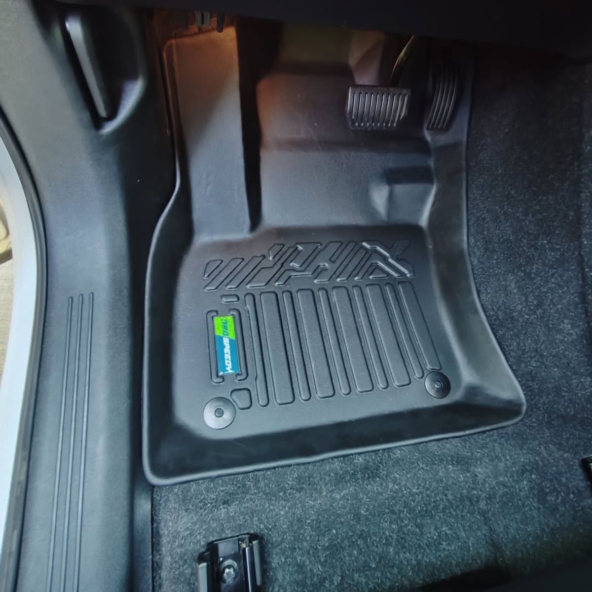 GENERICO - PISOS CALCE PERFECTO PROSPEEDY VOLVO XC40 2020+ 3PIEZAS