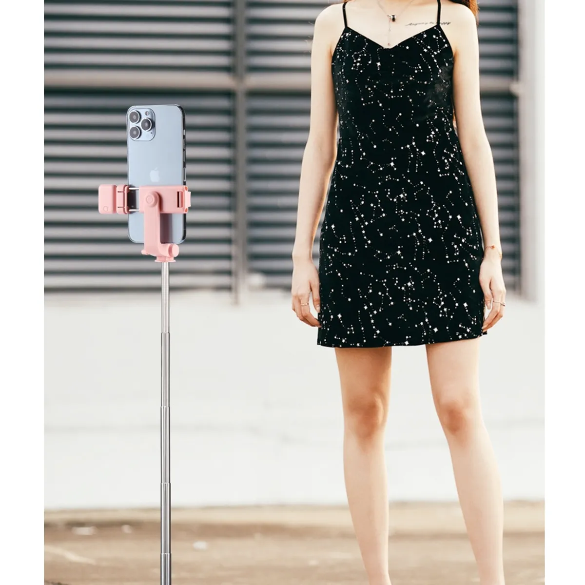 KINDA NICE - Palo Selfie Tripode 1m De Celular Android Ios Bluetoo Led Rosa