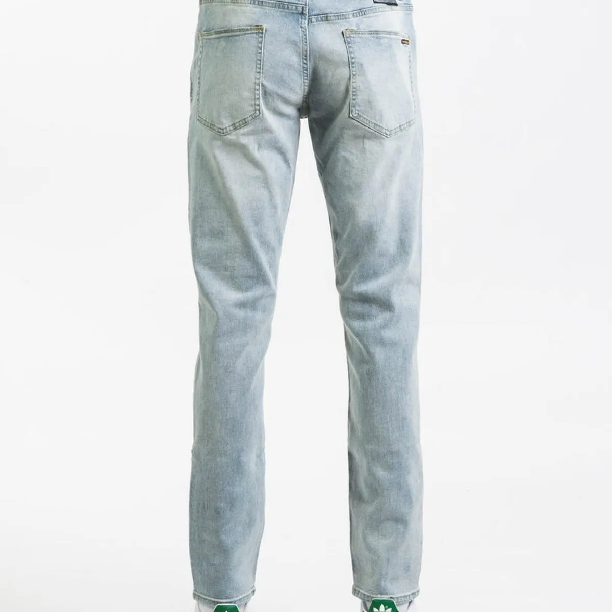VOLCOM - Jeans X Vorta Tapered Fit Celeste Hombre Volcom