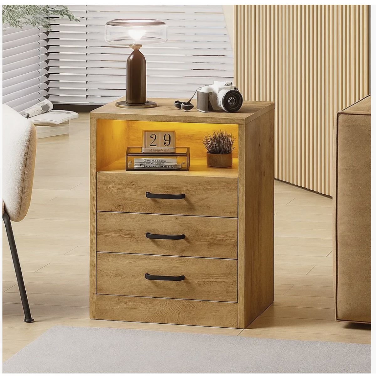 HOMER DESIGN - Velador Con Luz Variable Con Panel De Enchufes  40*35*60cm