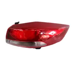 HYUNDAI - Farol Trasero Derecho Sedan Elantra 2017-2019