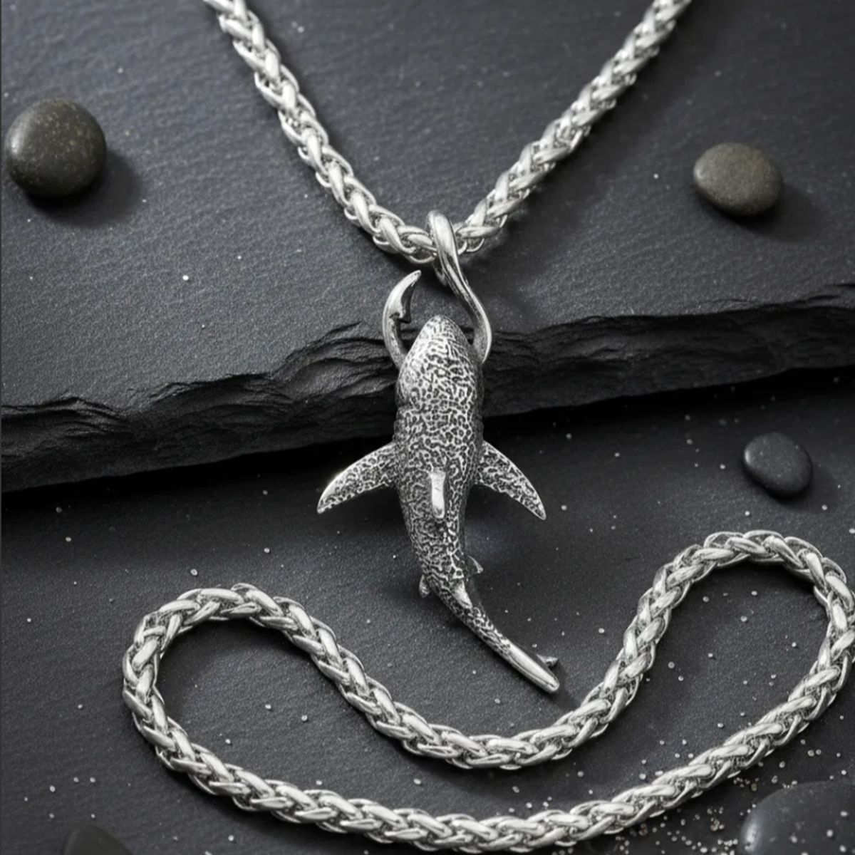 GENERICO - Collar Tiburon Silver Space Hombre Mujer Moda