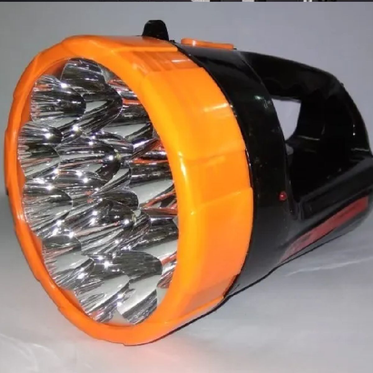 GENERICO - Linterna Led De Mano Recargable 15 Led Dejavú