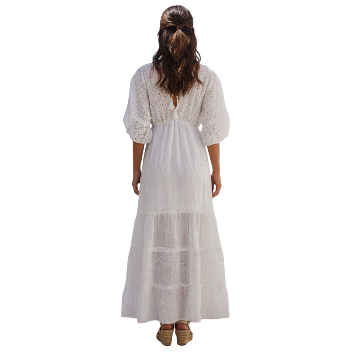 AAYO MODA - Vestido Largo Blanco con Detalles Artísticos Estilo India  Moda y Elegancia