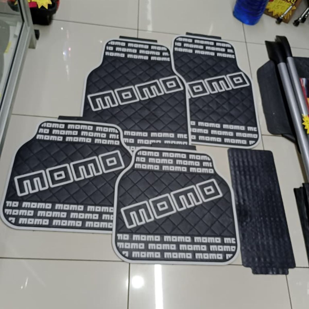 GENERICO - SET X5 ALFOMBRAS PISADERAS MOMO