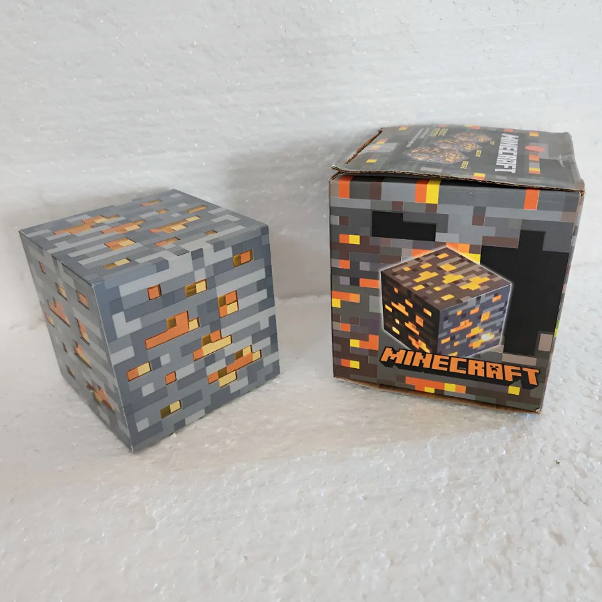GENERICO - Cubo Lampara Amarillo Mineral Minecraft Recargable