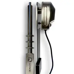 DRAKHON - Kit – Espiedo eléctrico para asado al palo con espada de acero inoxidable de 138 cm, motor y péndulo. Ideal para quinchos estándar. Simple y elegante.