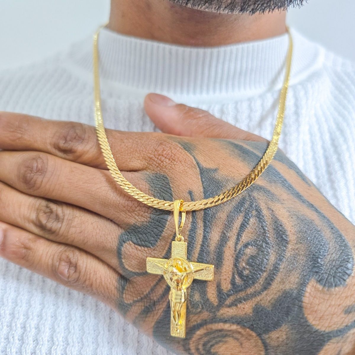 GENERICO - Conjunto Cadena y Colgante en Oro Laminado 18k