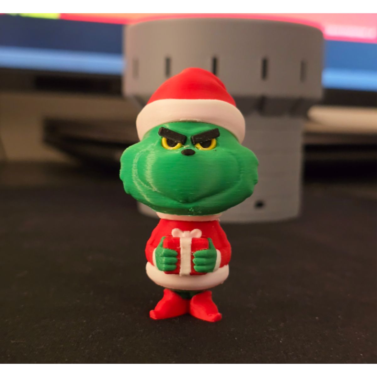 GENERICO - Figura Decoración- Chibi del Grinch Navideño