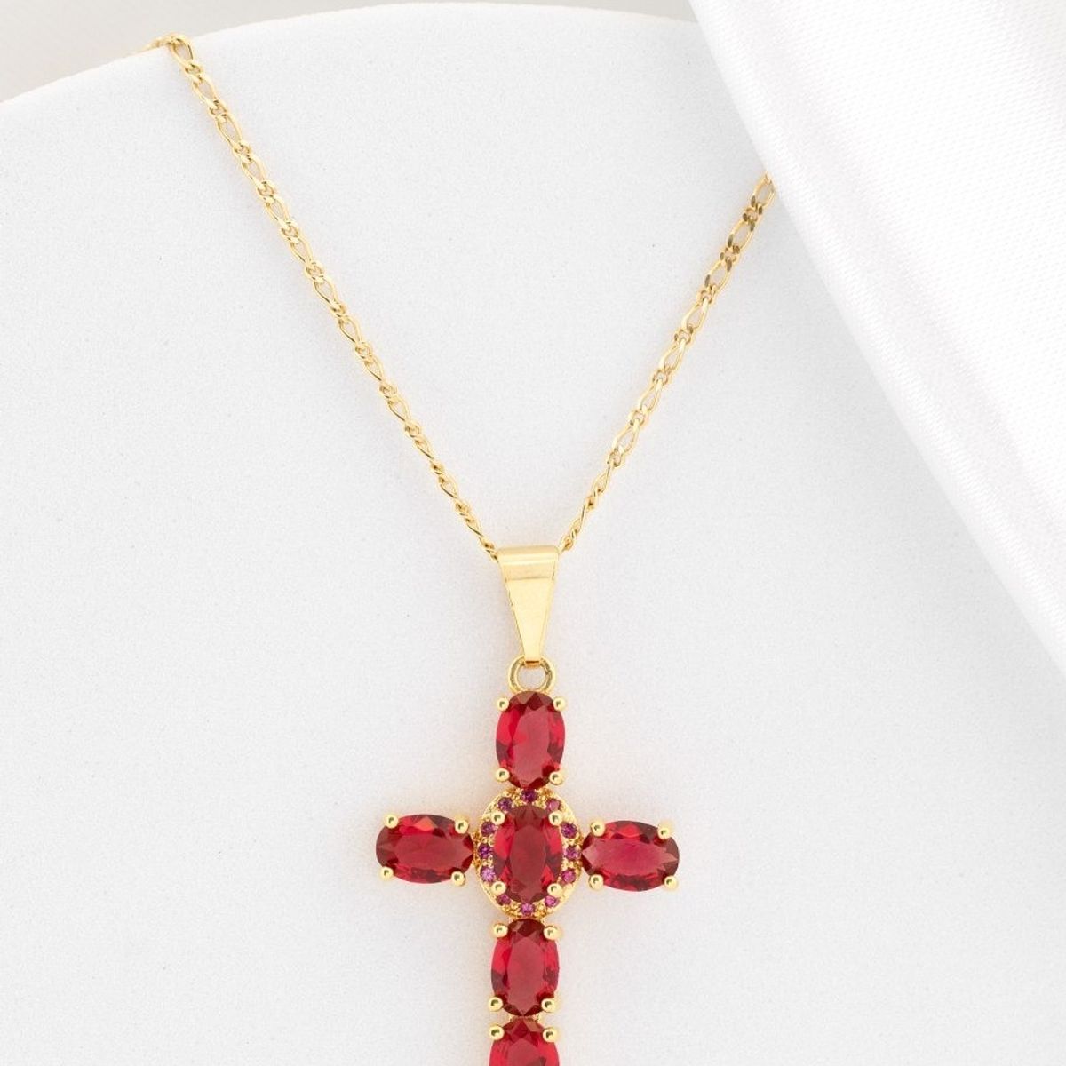 GENERICO - Conjunto Cadena y Colgante en Oro Laminado 18k