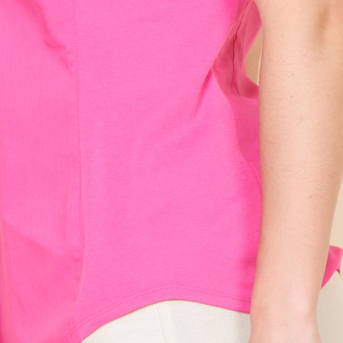 WADOS - BLUSA SIN MANGA SOLIDA CON RIB EN COSTADO