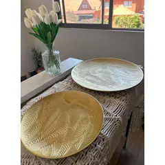 TODOHOGAR SANTIAGO DE CHILE - Set de 2 platos decorativos - Diseño Hojas