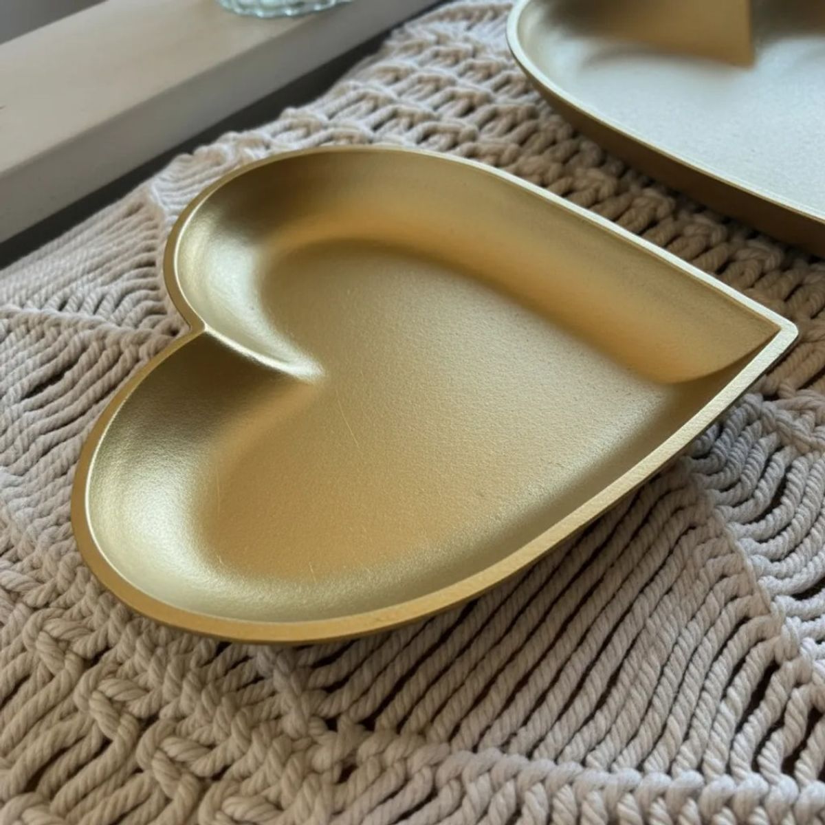 TODOHOGAR SANTIAGO DE CHILE - Set de 2 platos decorativos - Diseño Corazón