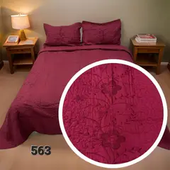 GENERICO - Cubrecama Quilt Plaza y Media Burdeo Bordado
