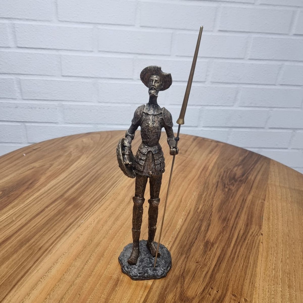 GENERICO - Don Quijote De La Mancha  Con Lanza. M4