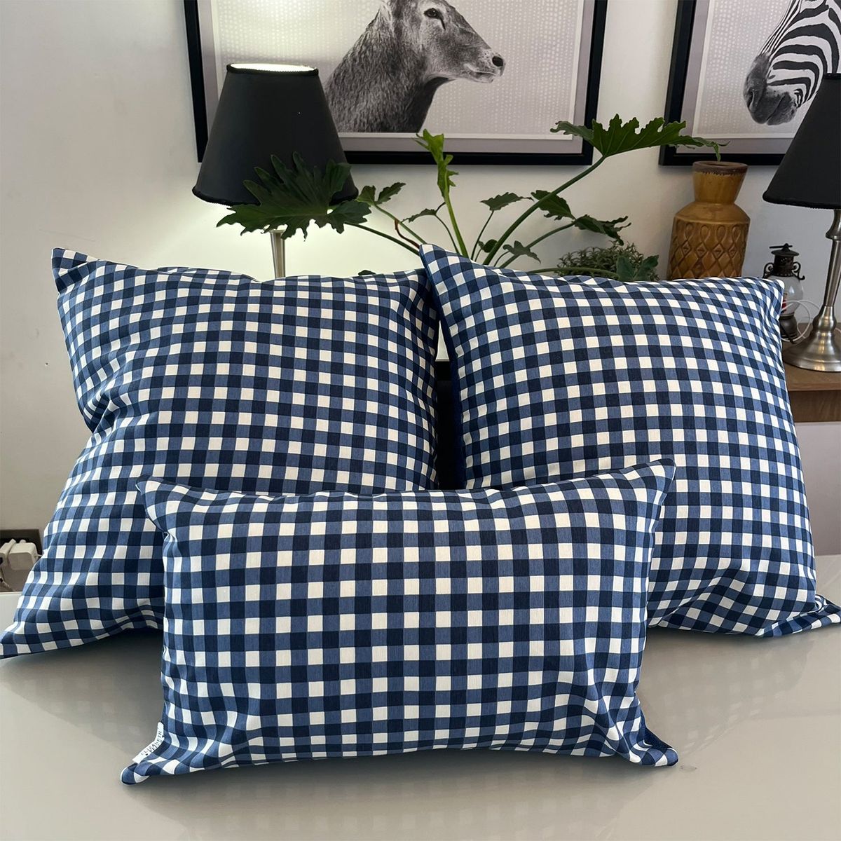 ELIZABETH PEPER - Cojin Decorativo Diseño Rayas Azul 60x40 Relleno.