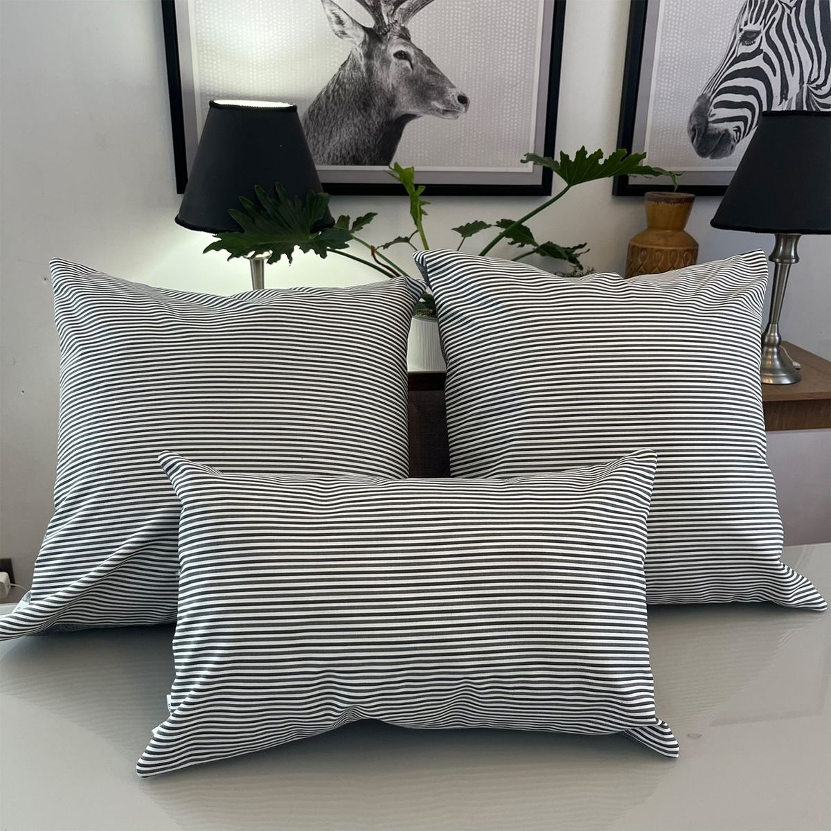 ELIZABETH PEPER - Cojin Decorativo Diseño Rayas Gris 60x40 Relleno