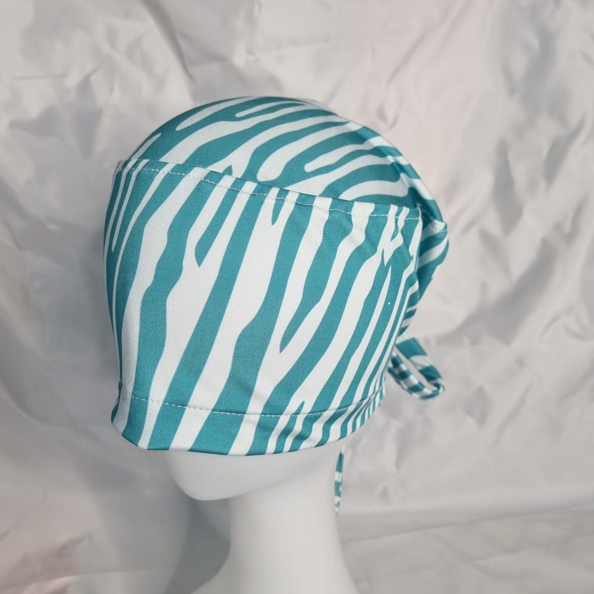 EL ESPACIO DE TOMMY - Gorro Clínico Lycra Cebra blanco verde agua