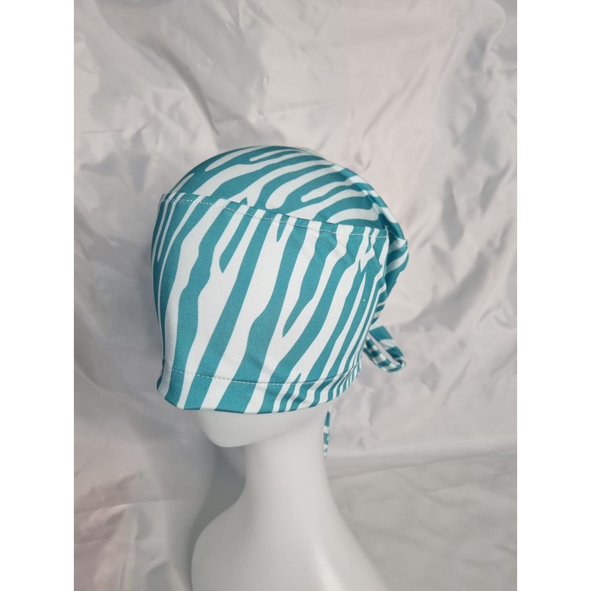 EL ESPACIO DE TOMMY - Gorro Clínico Lycra Cebra blanco verde agua