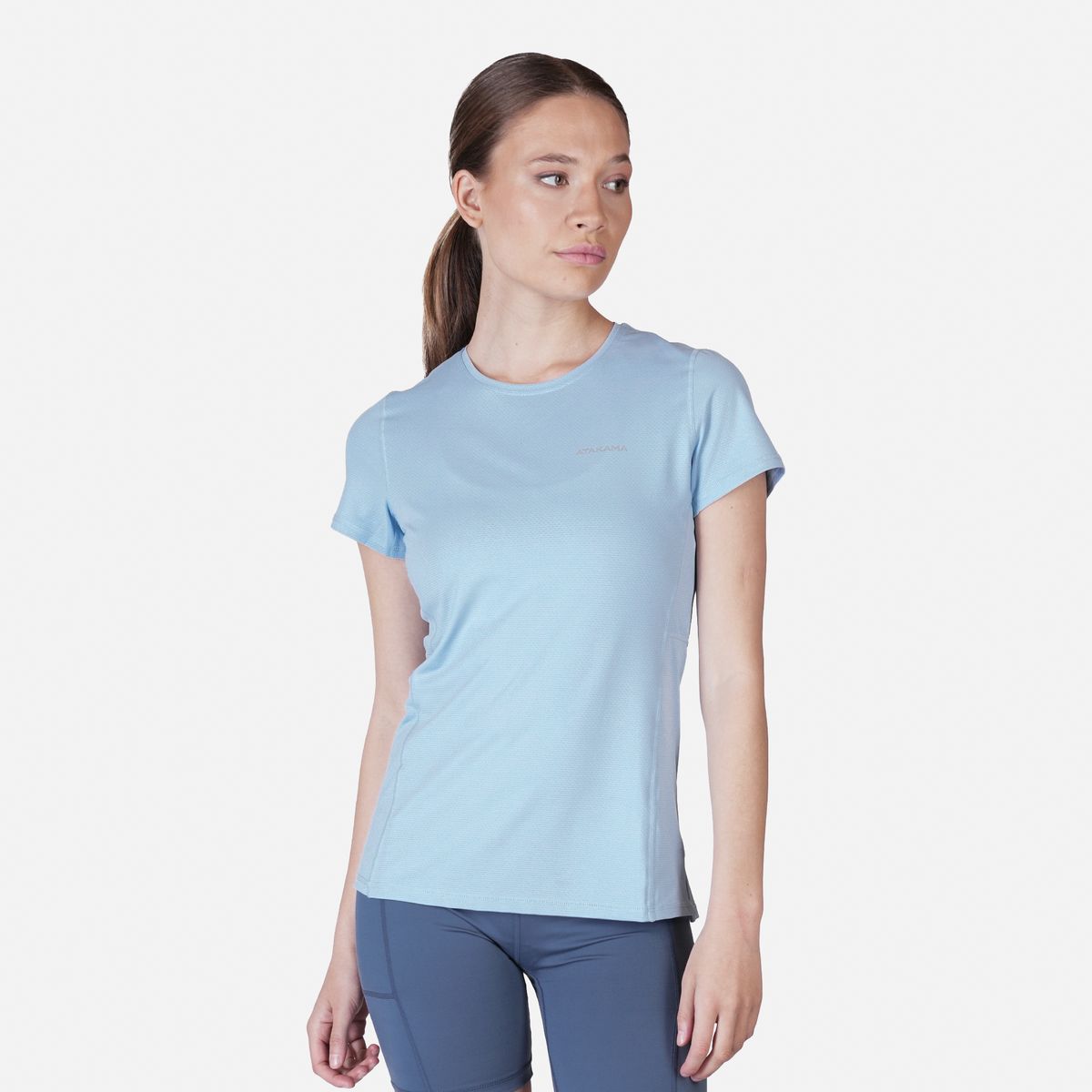 ATAKAMA OUTDOOR - Polera Deportiva Mujer Dinámica Dry Core Atakama Outdoor