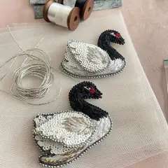 MARTIN BORDADOR - Kit pedrería Cisne Cuello Negro