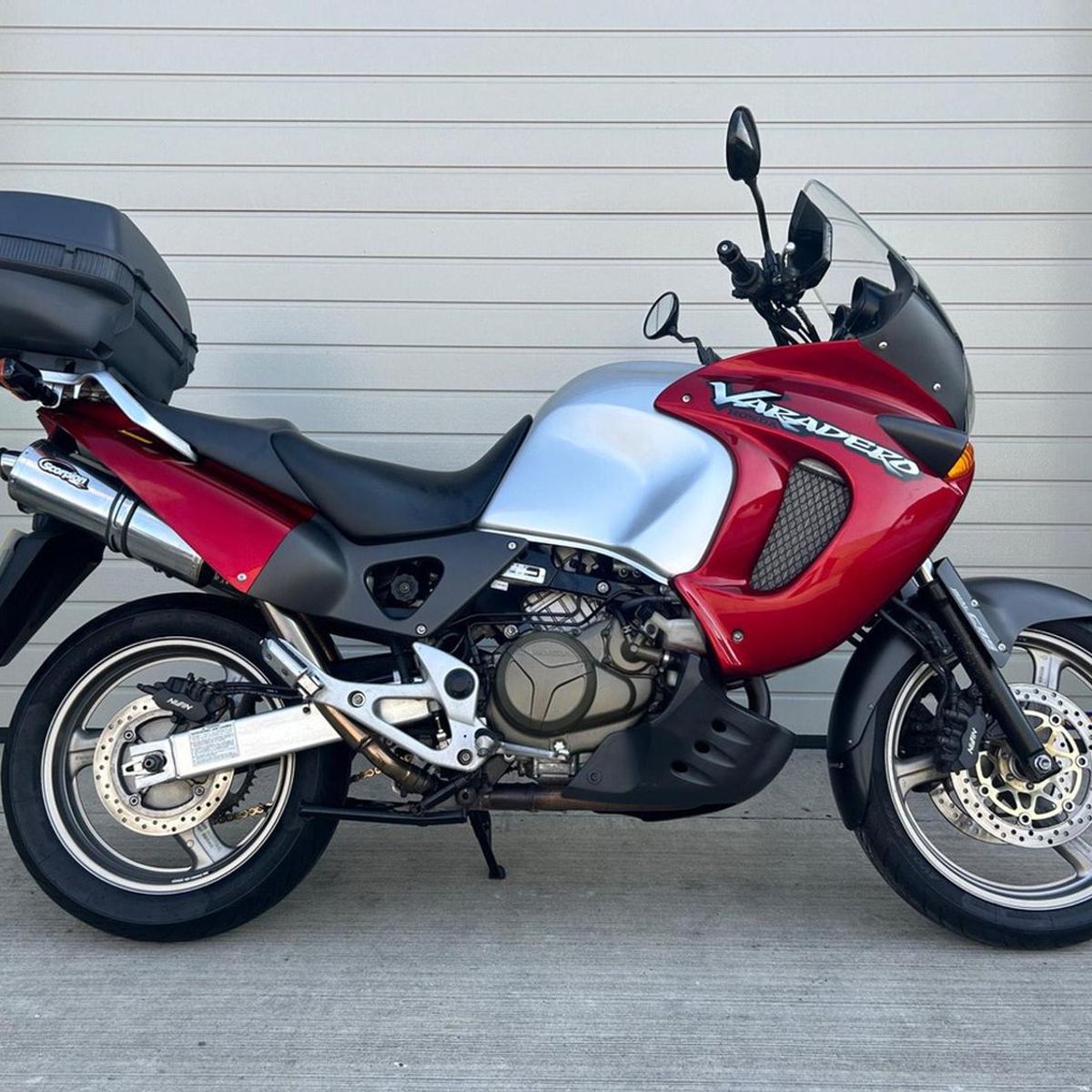 GENERICO - Disco Freno Trasero Moto Honda Varadero 1000 (1994 - 2002)