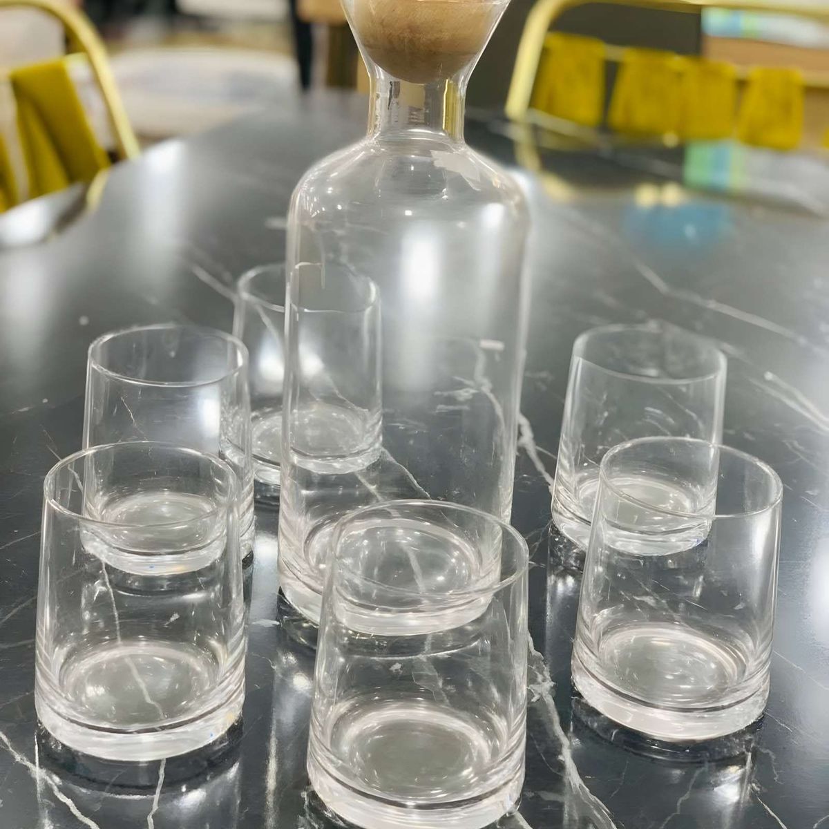 GENERICO - SET DE JARRA MAS 6 VASOS TRANSPARENTE