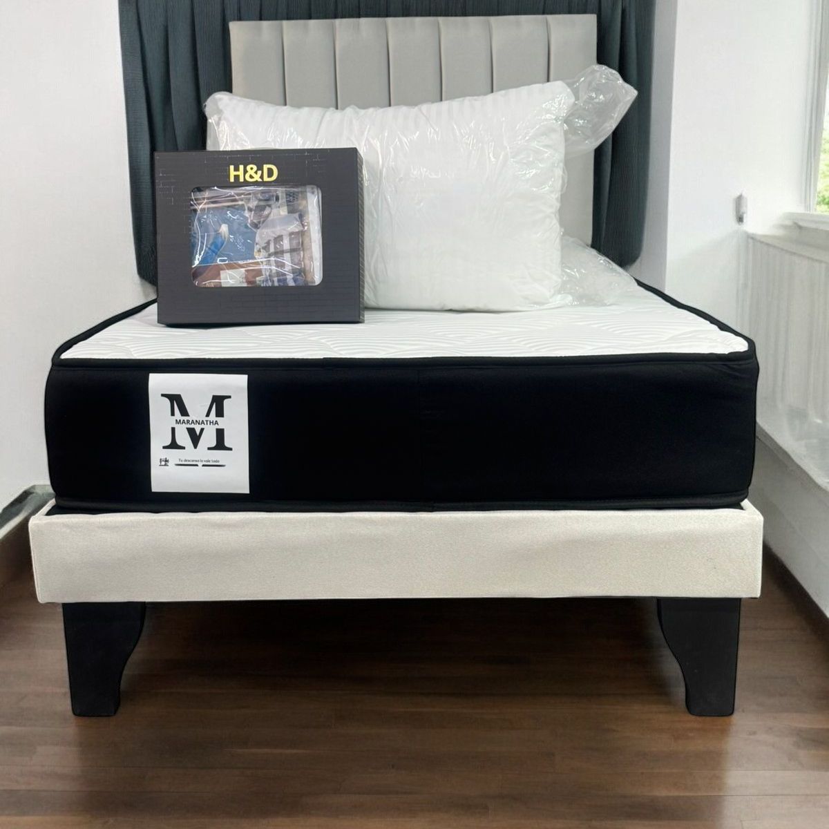 GENERICO - Combo Cama 1.5 Plaza Crudo + Respaldo Maranatha