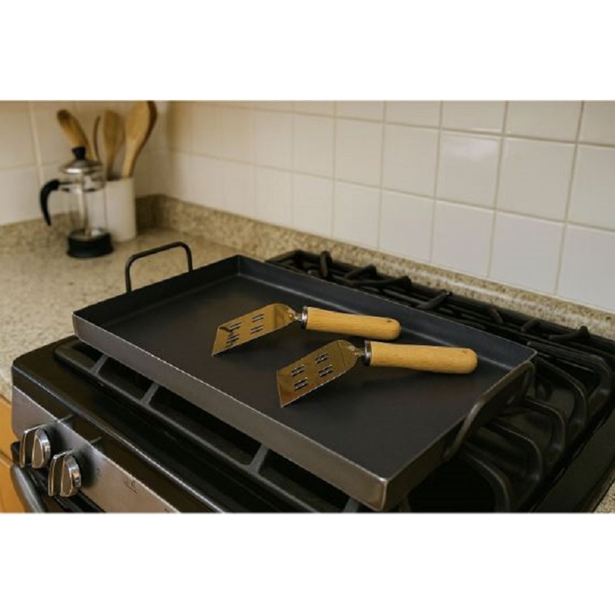 GENERICO - PLANCHA CHURRASQUERA 45X25 MAS DOS ESPATULAS