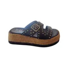 HERIEL - Sandalia Negra Tachas Plataforma